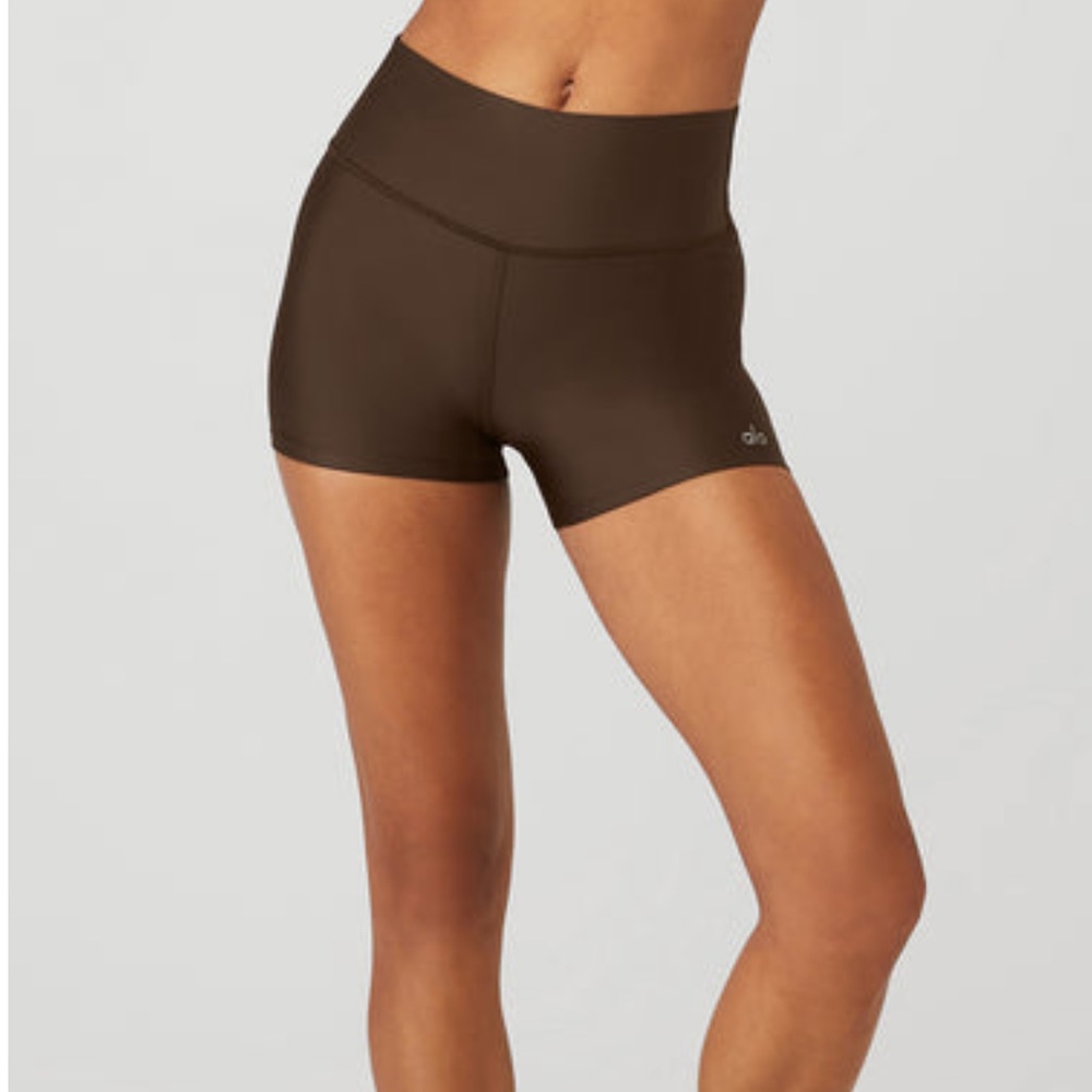 ⚡️SOLD⚡️Alo Yoga Energy Airlift 3” High-Waist Short
